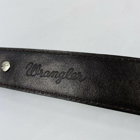 Wrangler 46 inch Brown Leather Western Concho Belt - Picture 5 of 6